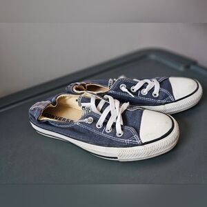 Converse Women's Navy Canvas Sneakers